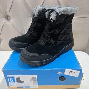 Columbia Women's Ice Maiden™ Shorty Boot Size W8.5